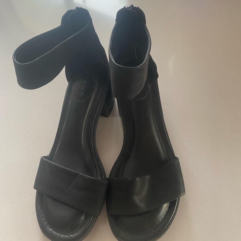 Pacsun Sandal with heel